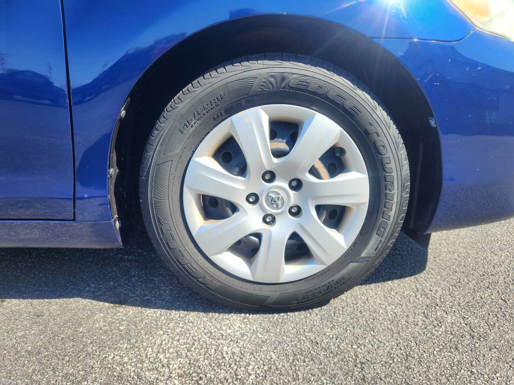 2010 Toyota Camry Image 10