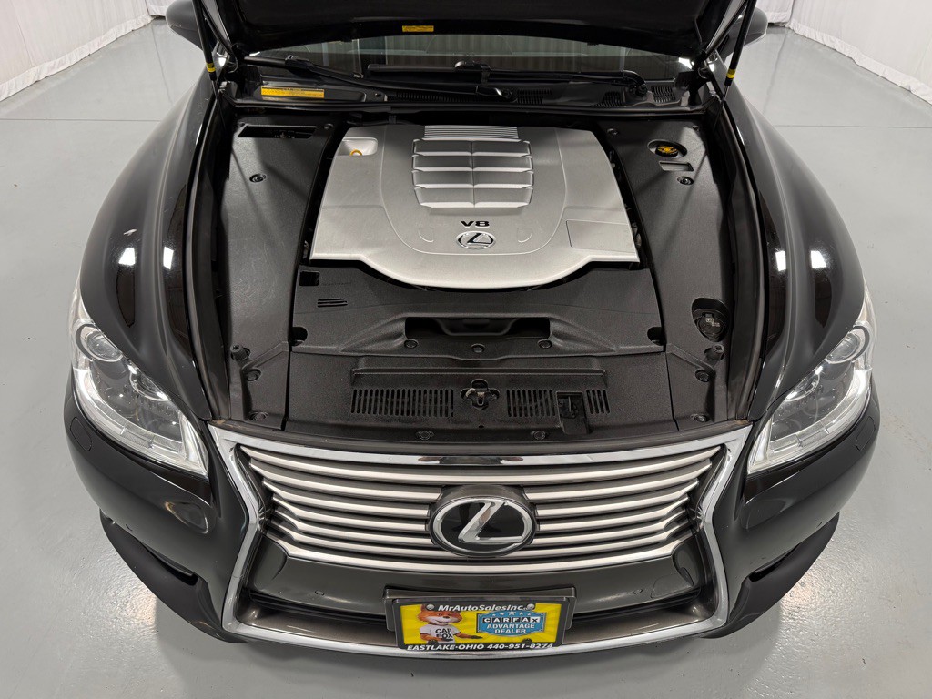 2015 Lexus LS 460 Image 26