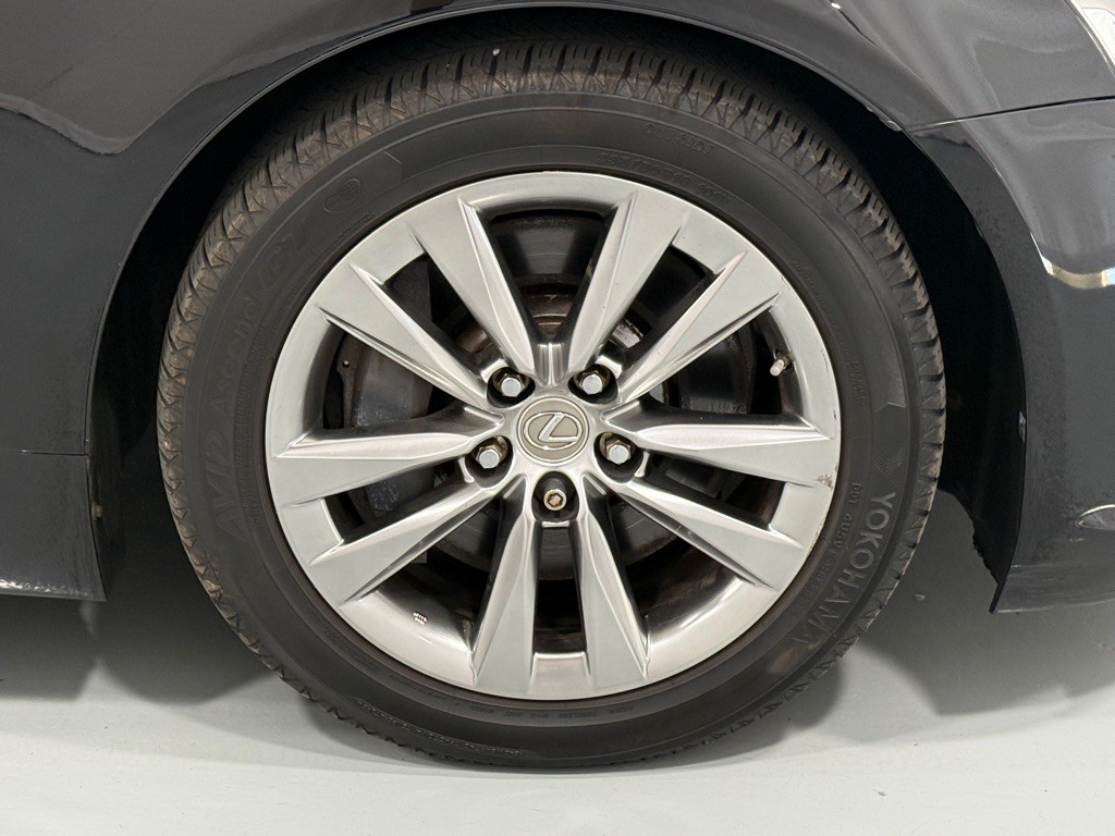 2015 Lexus LS 460 Image 30