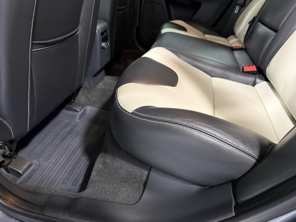 2017 Volvo XC60 Image 21