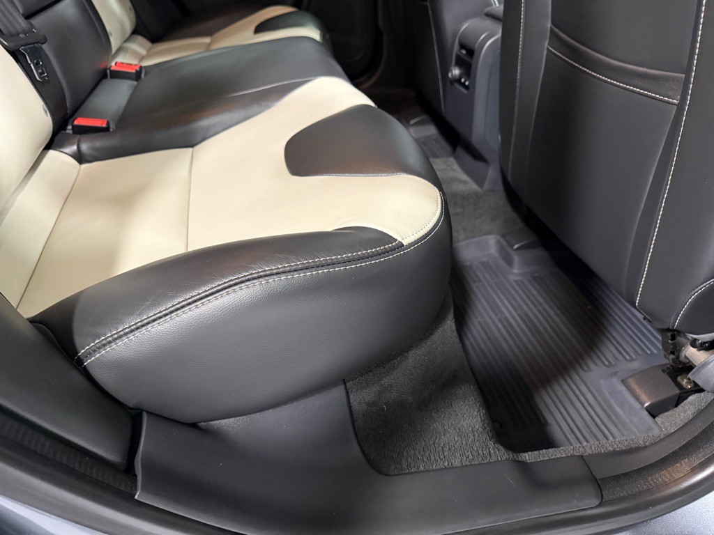 2017 Volvo XC60 Image 24