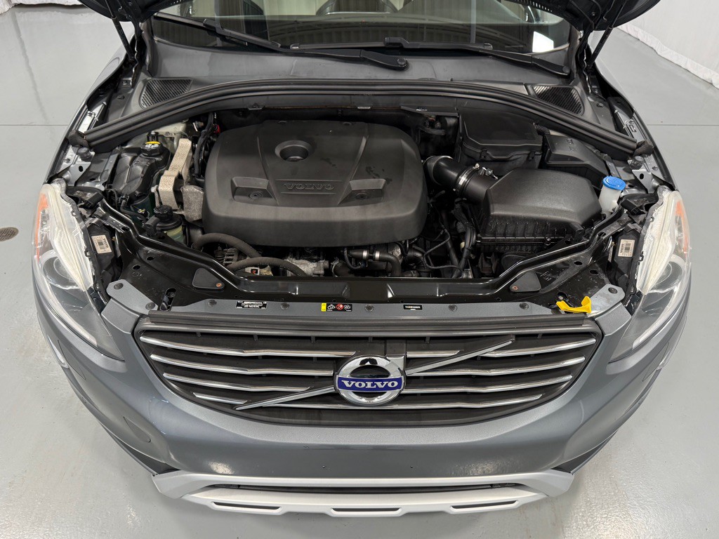 2017 Volvo XC60 Image 29