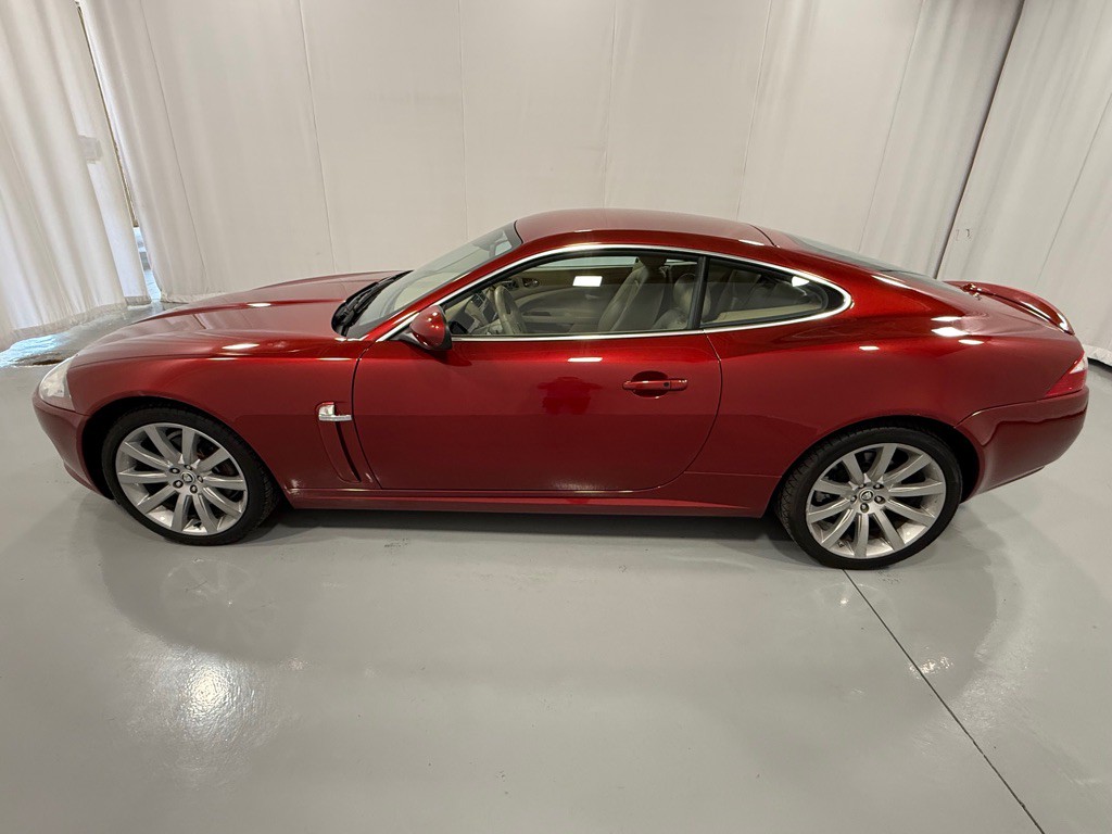 2008 Jaguar XK-Series Image 8