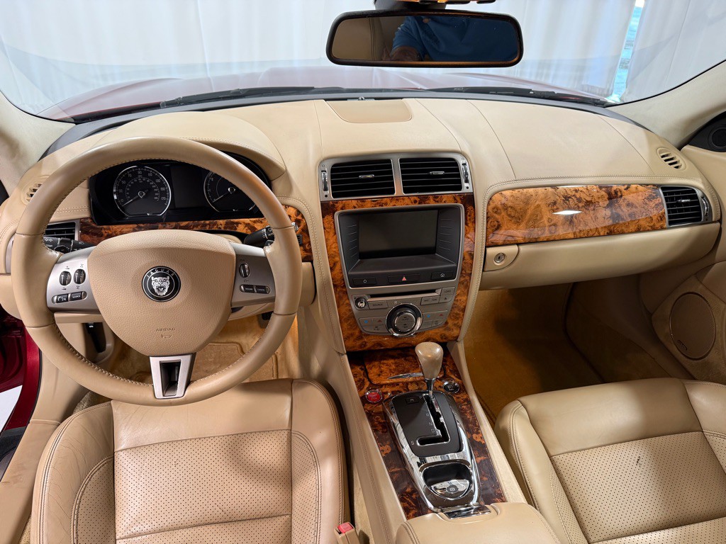 2008 Jaguar XK-Series Image 10