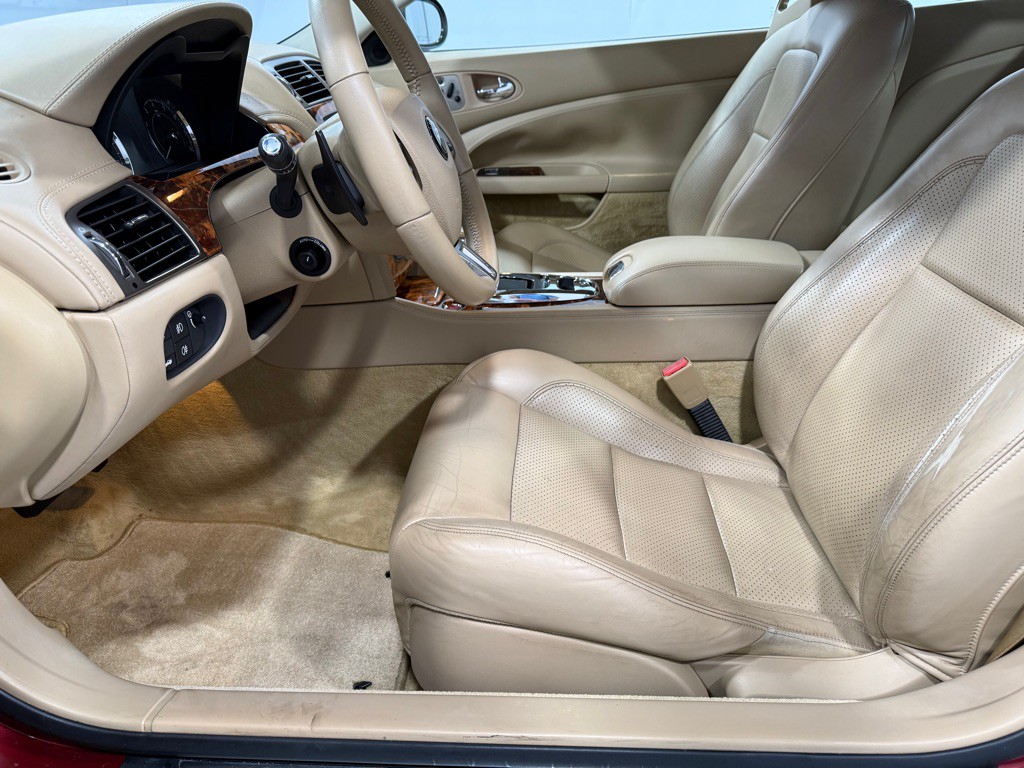 2008 Jaguar XK-Series Image 11