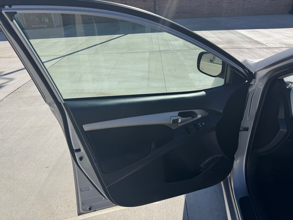 2010 Toyota Corolla Image 26