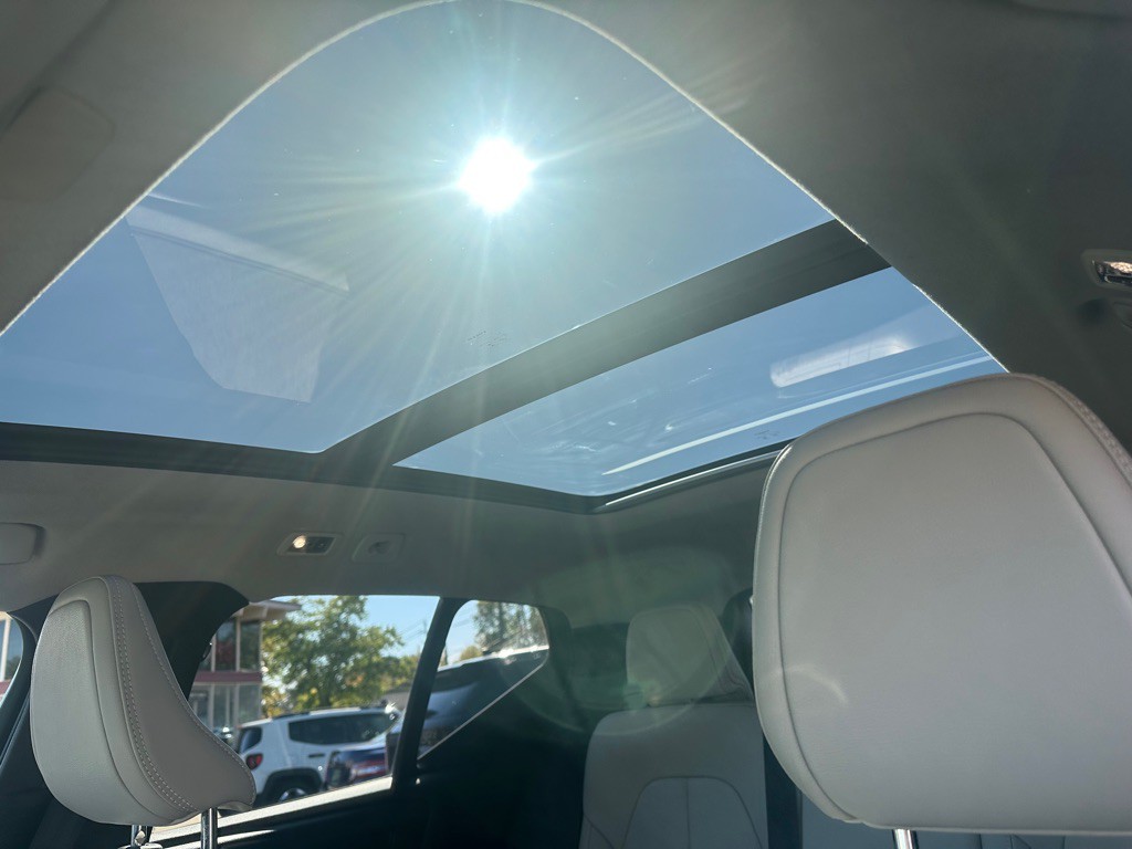 2019 Volvo XC40 Image 12