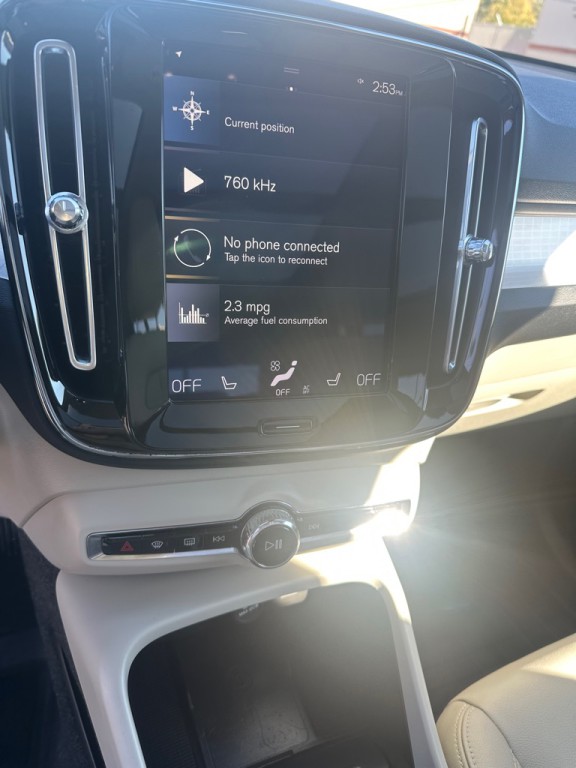 2019 Volvo XC40 Image 20