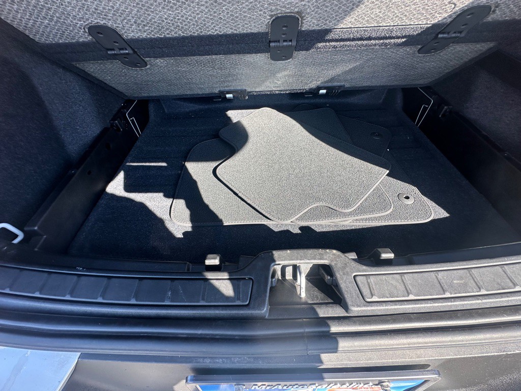 2019 Volvo XC40 Image 23