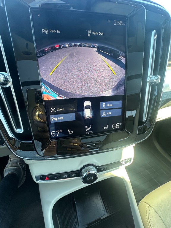2019 Volvo XC40 Image 25