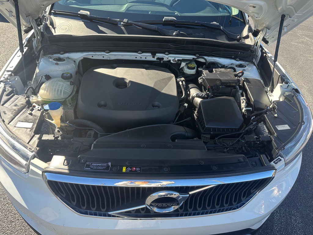 2019 Volvo XC40 Image 26