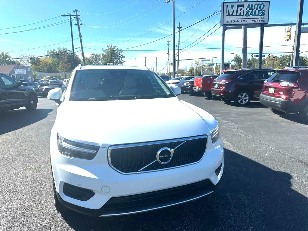 2019 Volvo XC40 Image 3