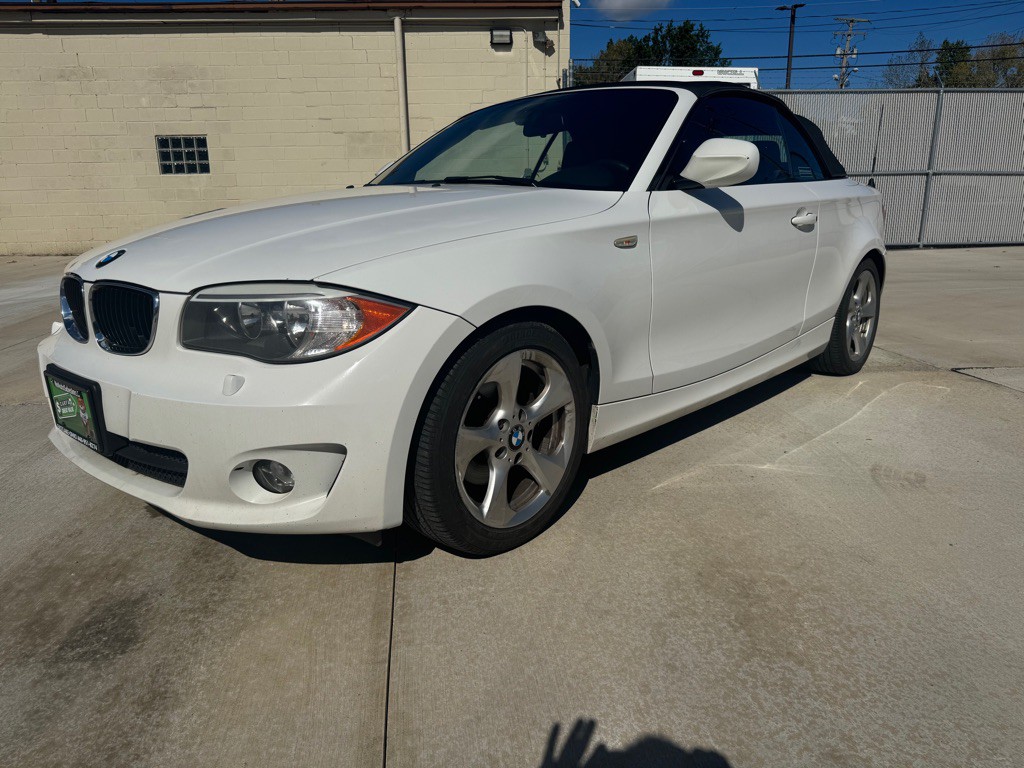 2012 BMW 1 Series Image 13