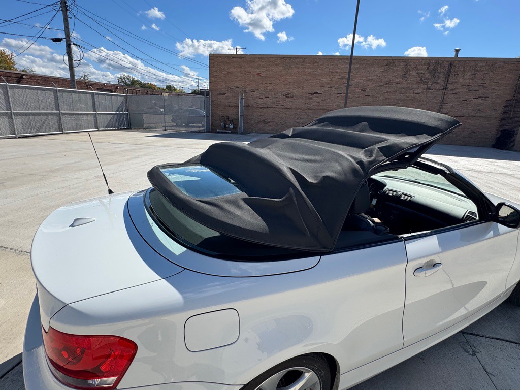 2012 BMW 1 Series Image 21