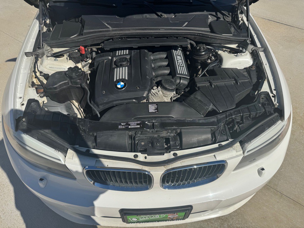 2012 BMW 1 Series Image 32