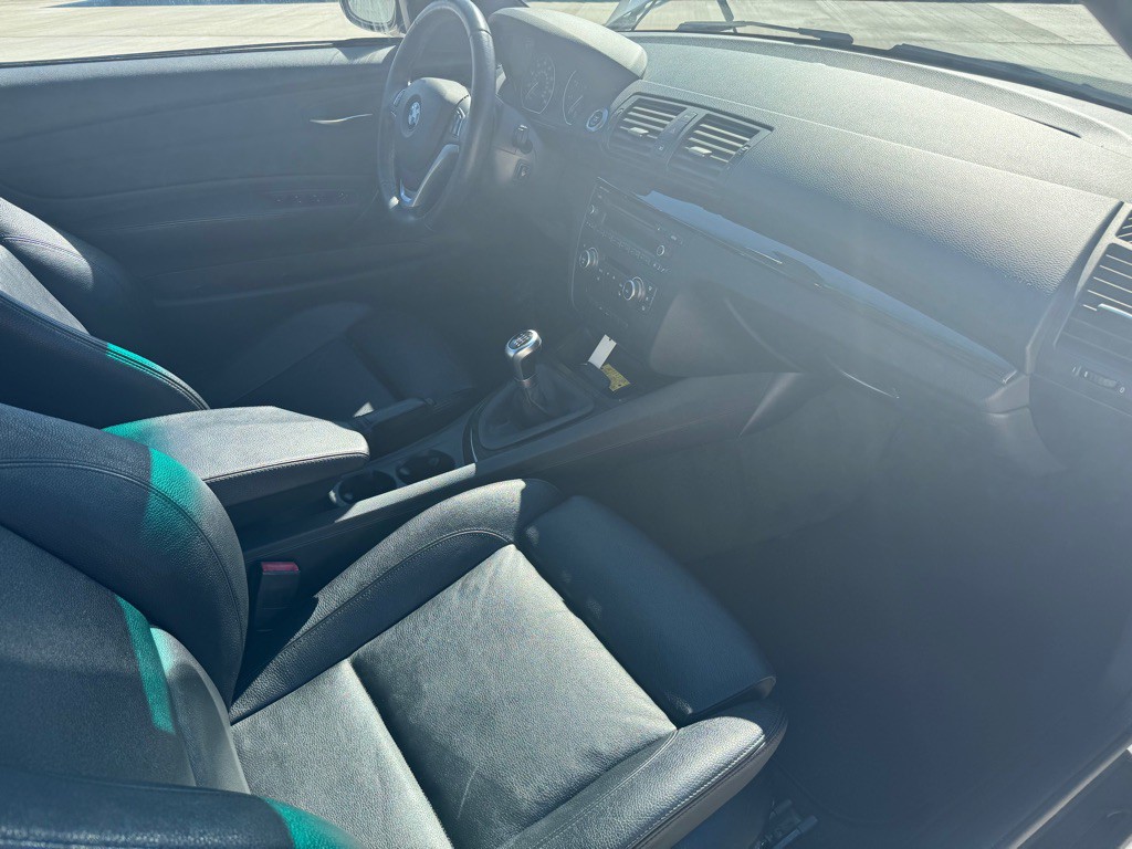 2012 BMW 1 Series Image 36