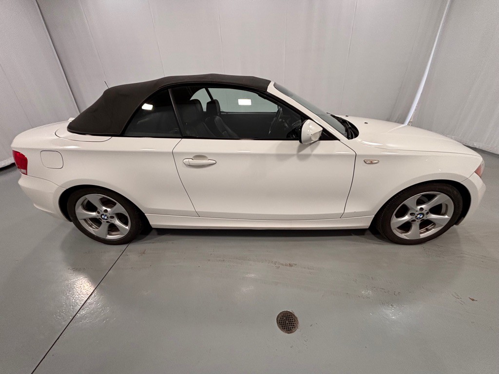 2012 BMW 1 Series Image 4