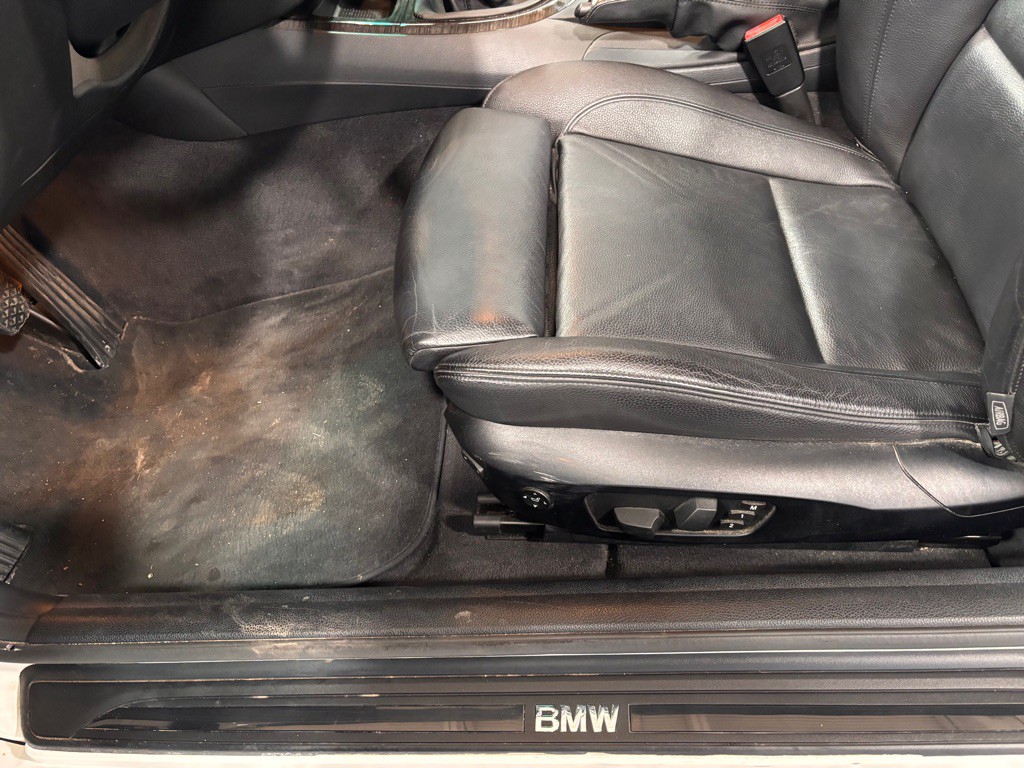 2012 BMW 1 Series Image 11