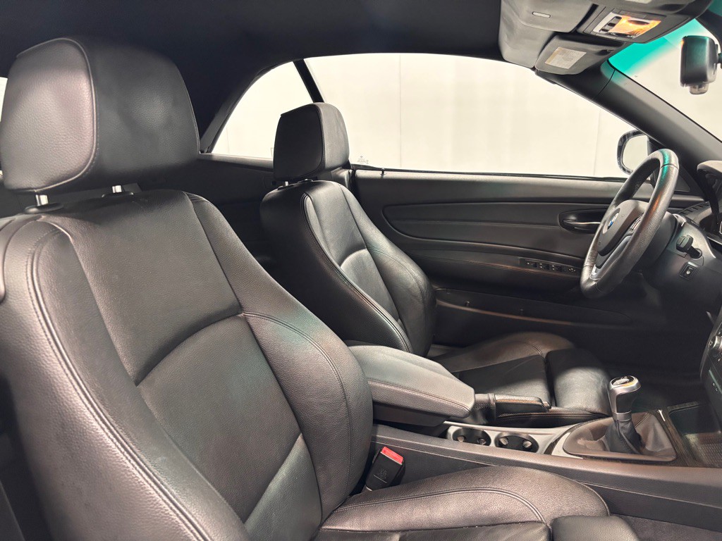 2012 BMW 1 Series Image 19