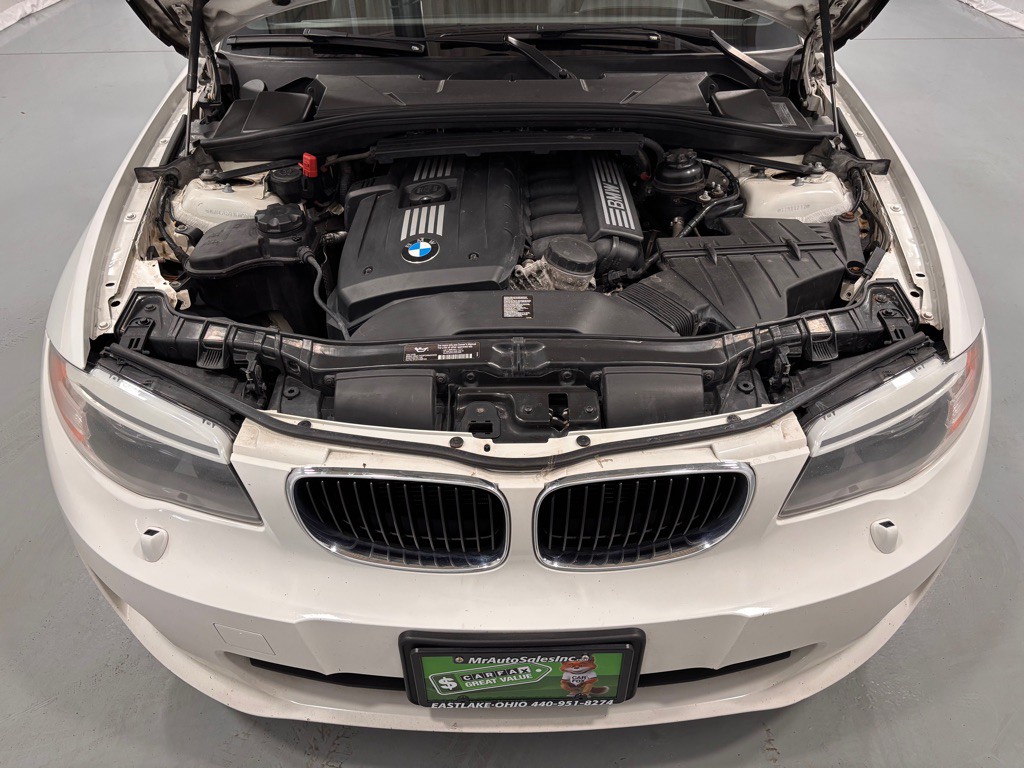 2012 BMW 1 Series Image 27