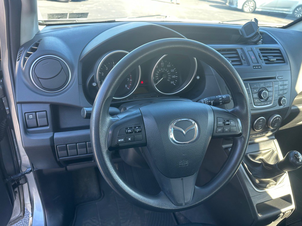 2013 Mazda Mazda5 Image 10