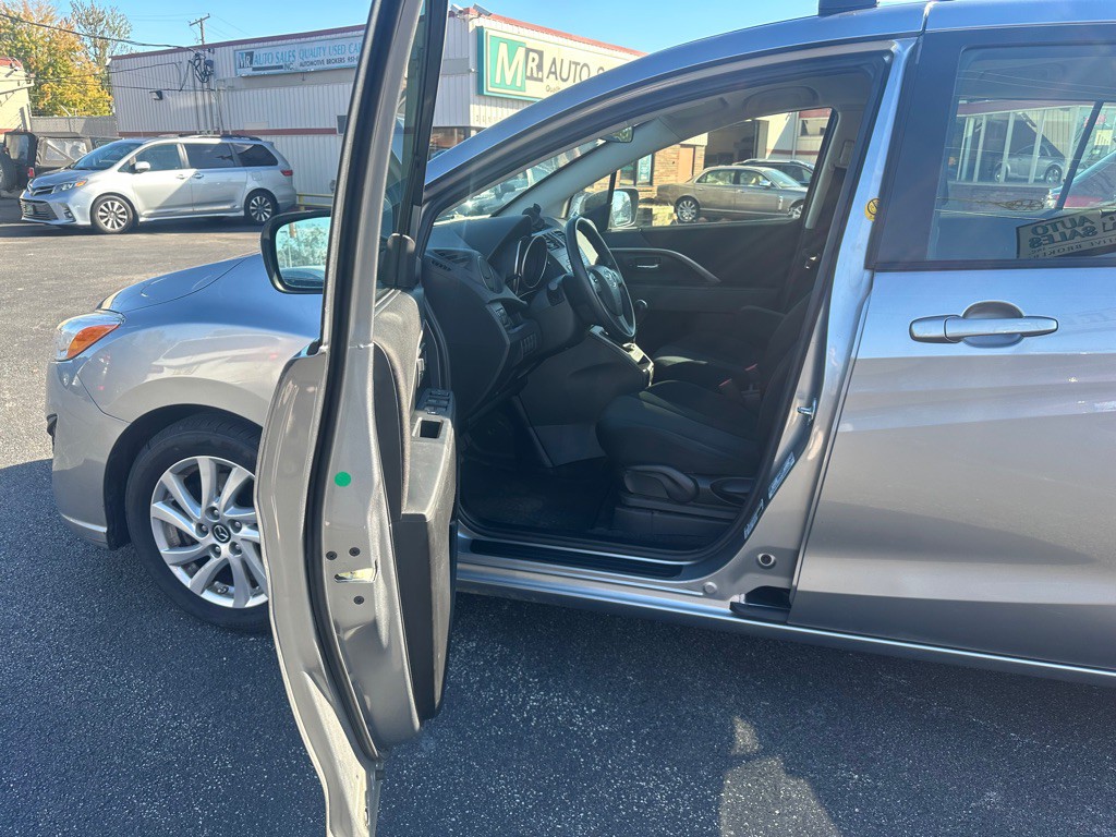 2013 Mazda Mazda5 Image 19