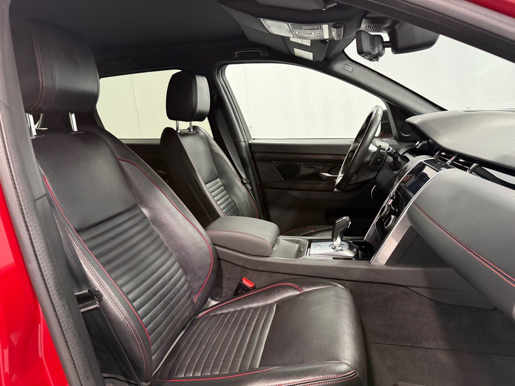2020 Land Rover Discovery Sport Image 19