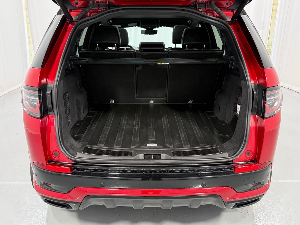 2020 Land Rover Discovery Sport Image 28