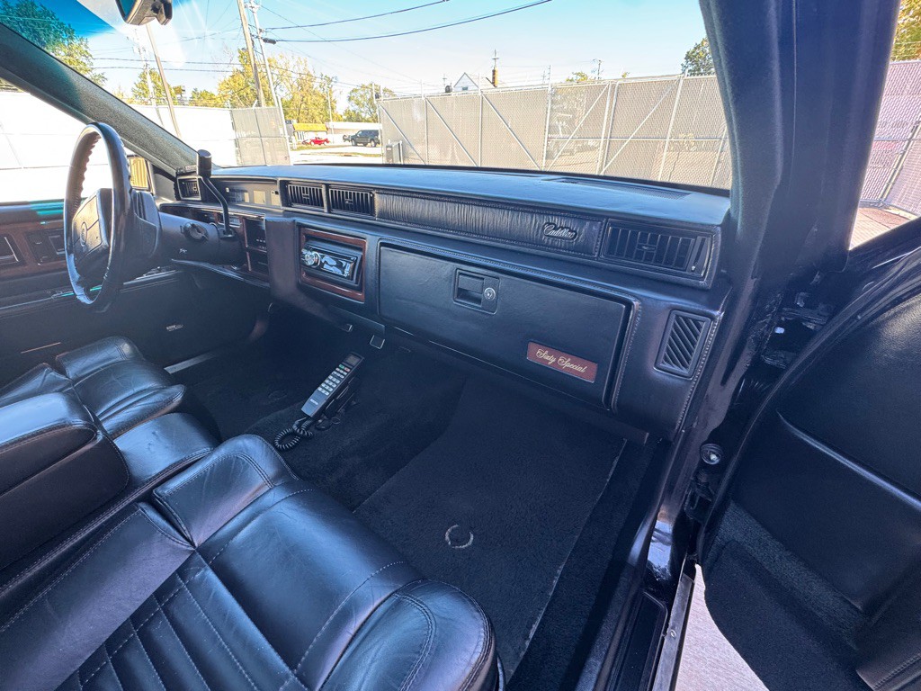 1993 Cadillac 60 Special Image 23