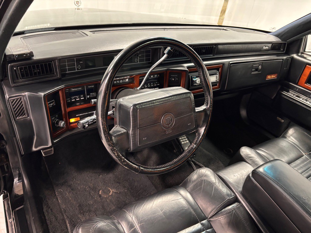 1993 Cadillac 60 Special Image 9
