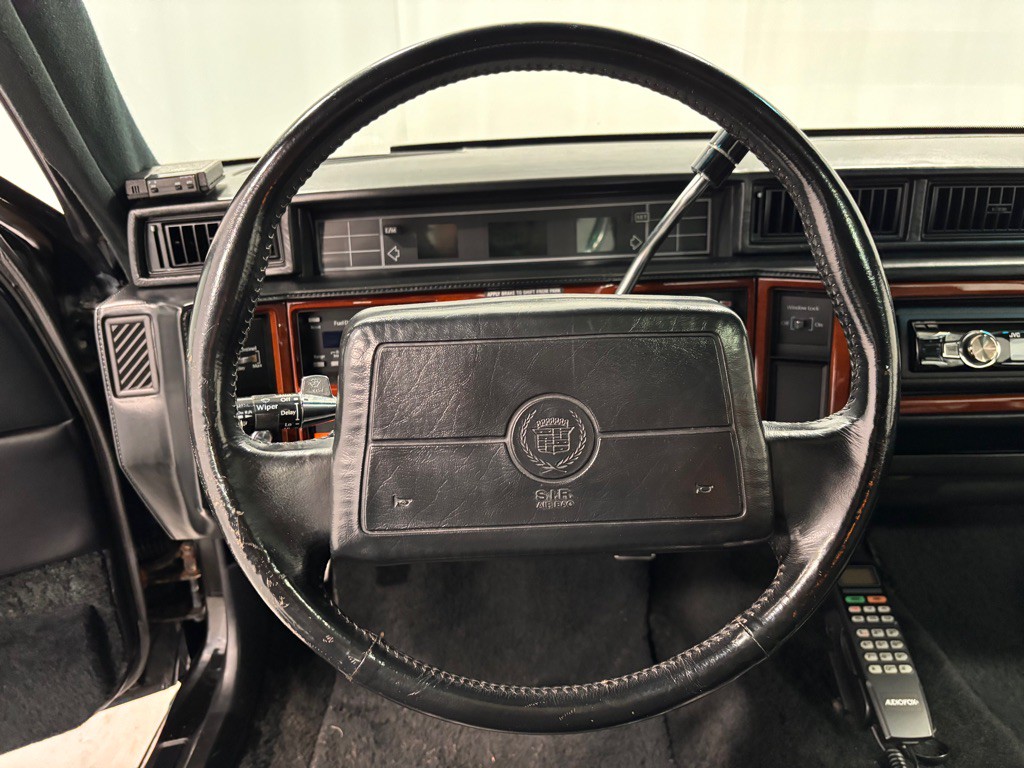 1993 Cadillac 60 Special Image 13