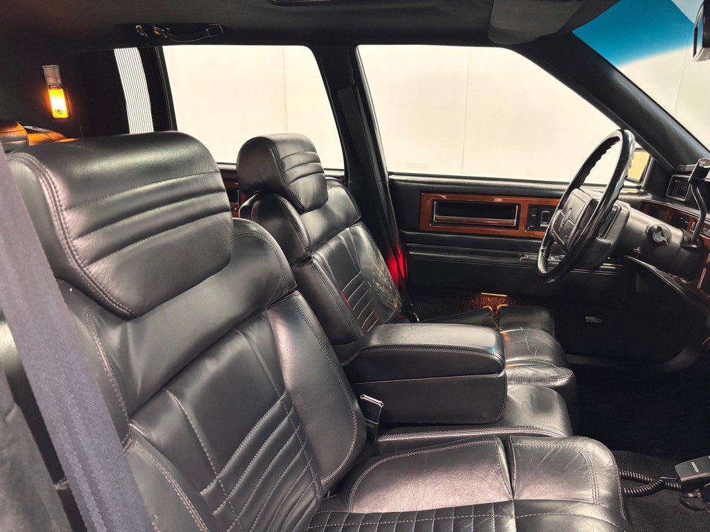 1993 Cadillac 60 Special Image 18