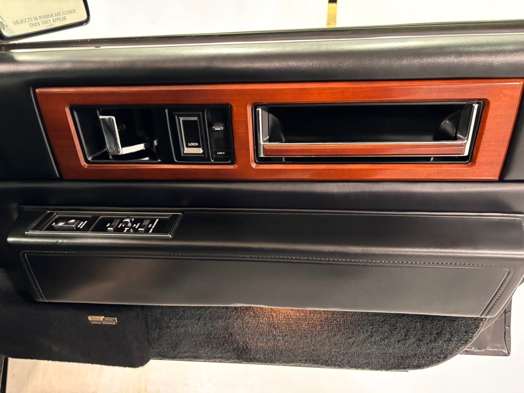 1993 Cadillac 60 Special Image 19