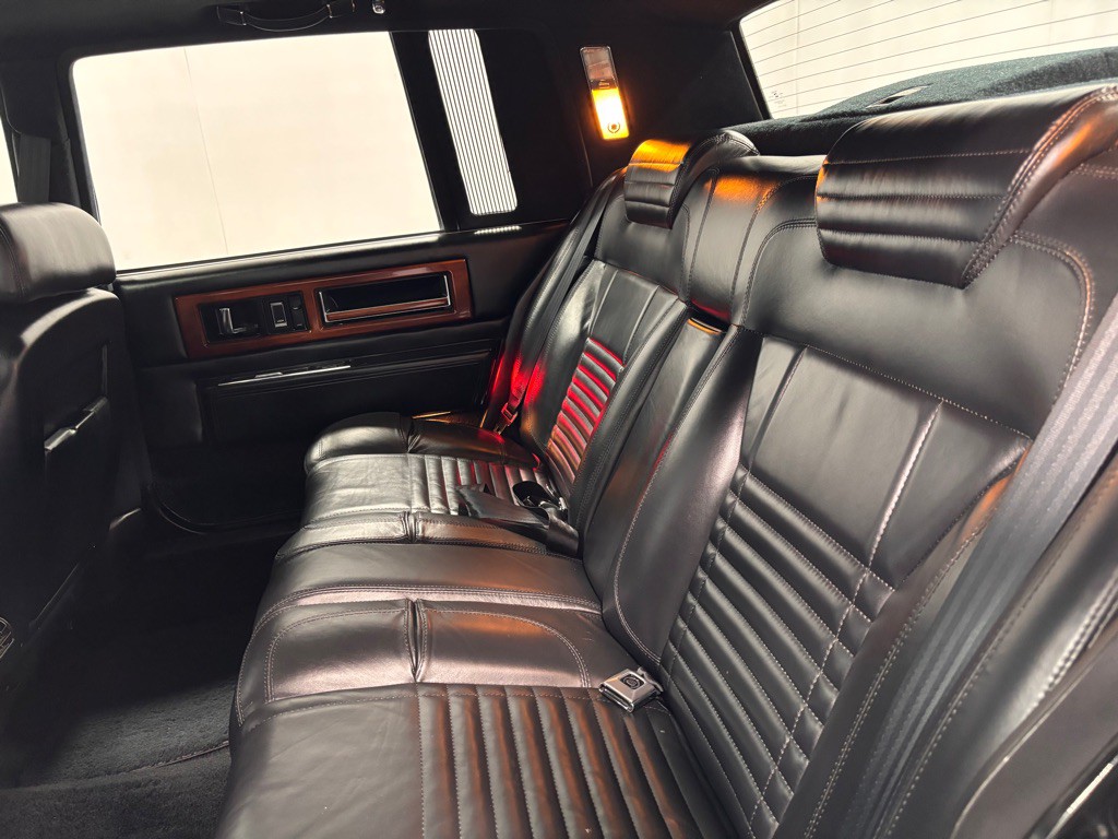 1993 Cadillac 60 Special Image 21