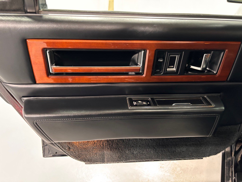 1993 Cadillac 60 Special Image 22