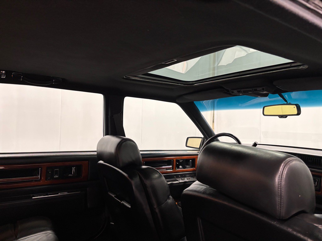 1993 Cadillac 60 Special Image 25