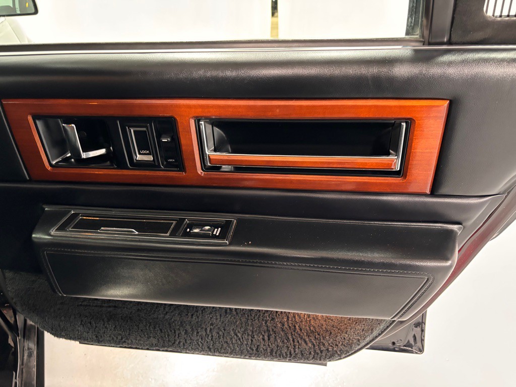 1993 Cadillac 60 Special Image 26