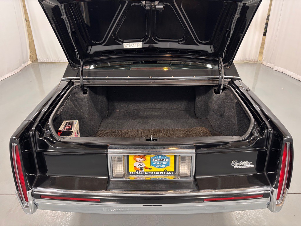 1993 Cadillac 60 Special Image 27