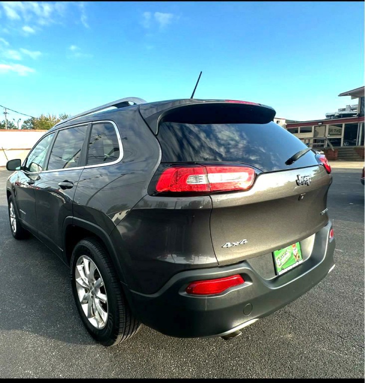 2015 Jeep Cherokee Image 7