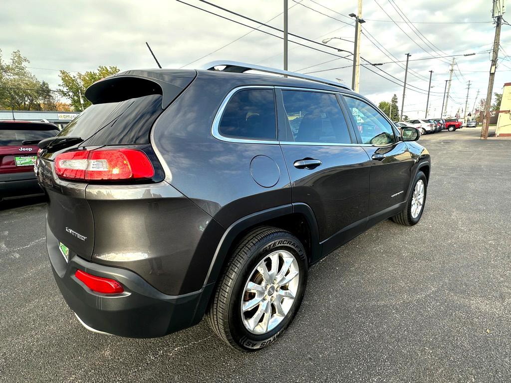 2015 Jeep Cherokee Image 9