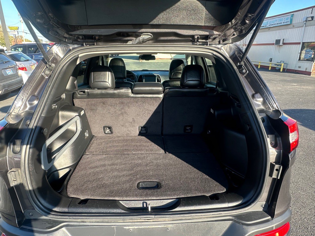 2015 Jeep Cherokee Image 31