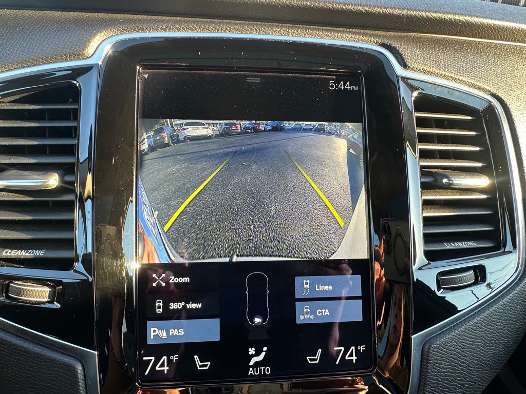 2016 Volvo XC90 Image 15