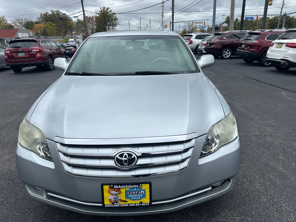2006 Toyota Avalon Image 2