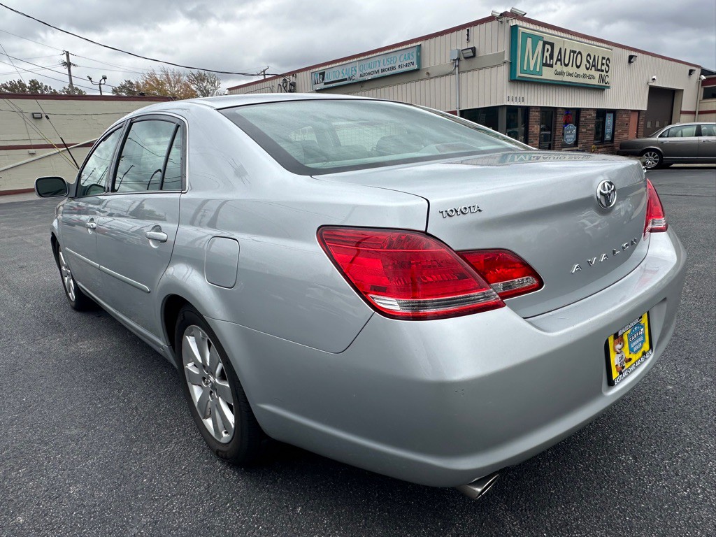 2006 Toyota Avalon Image 8
