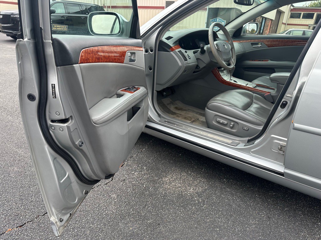 2006 Toyota Avalon Image 15