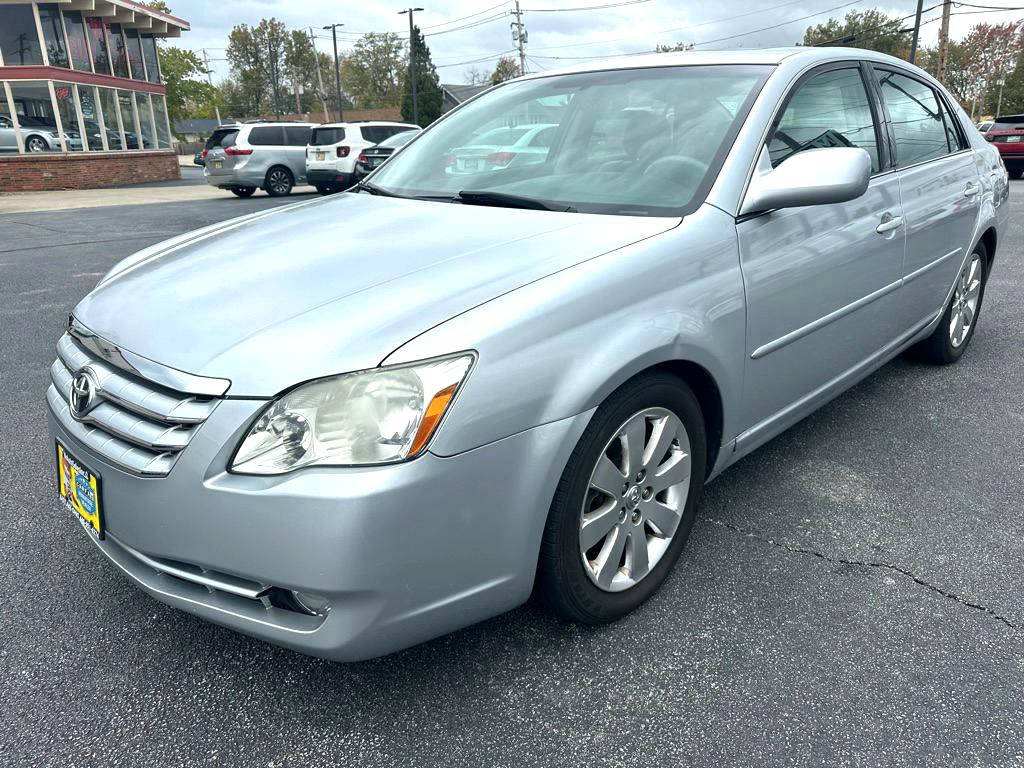 2006 Toyota Avalon Image 1