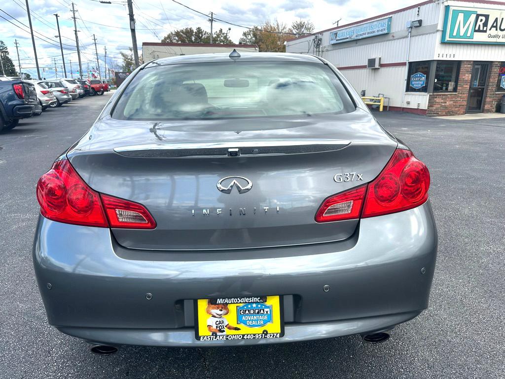2013 INFINITI G37 Image 6