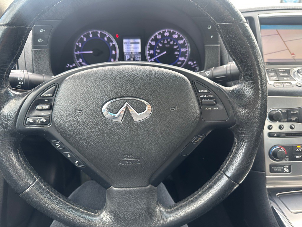 2013 INFINITI G37 Image 11