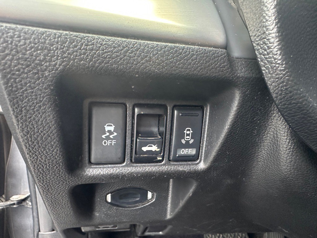 2013 INFINITI G37 Image 12