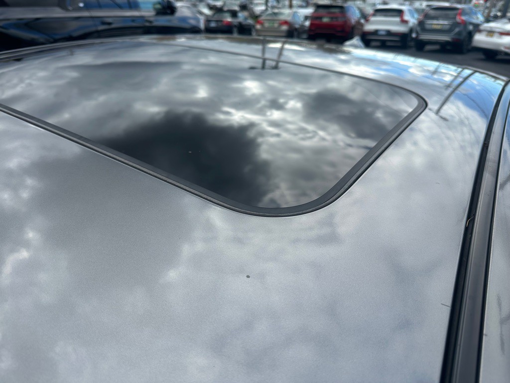 2013 INFINITI G37 Image 13